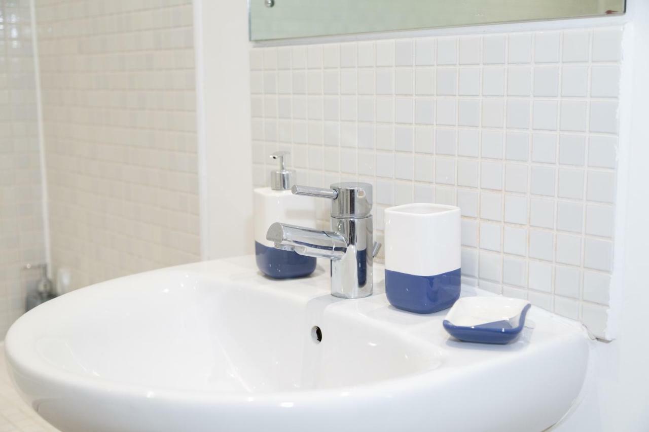 Serviced Apartment In Liverpool City Centre - Free Parking - Balcony - By Happy Days Exterior foto